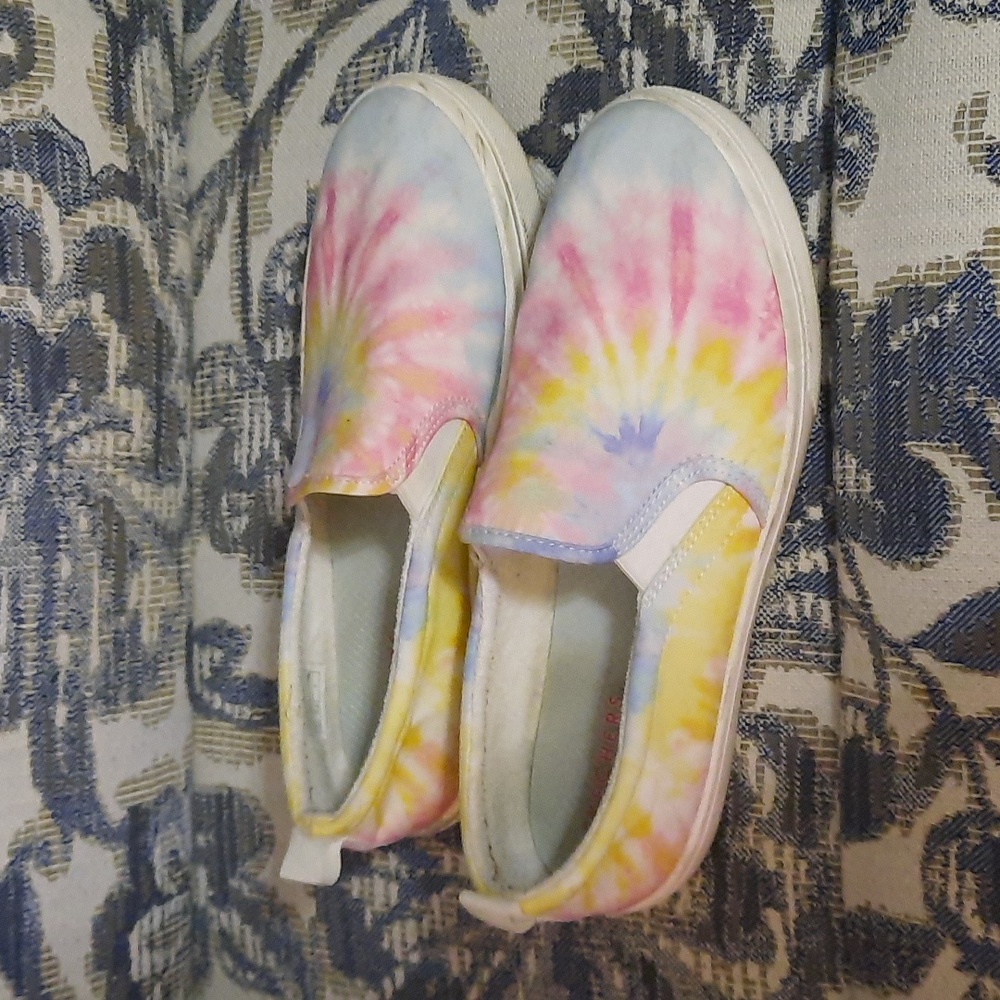 Skechers loafers